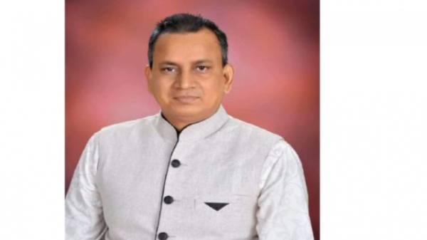 রায়পুরা পৌরসভা দ্বিতীয়বারের মতো মেয়র হলেন স্বতন্ত্র প্রার্থী।