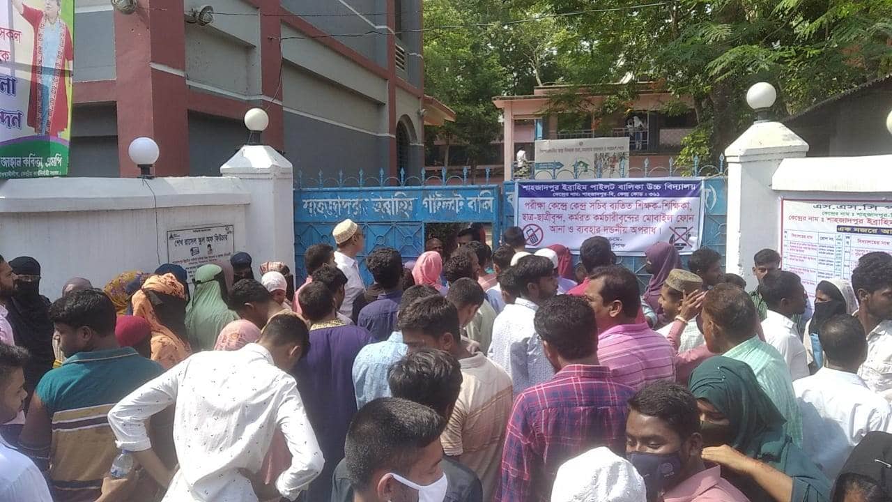 সারা দেশে আজ থেকে এসএসসি ও সমমানের পরীক্ষার শুরু 