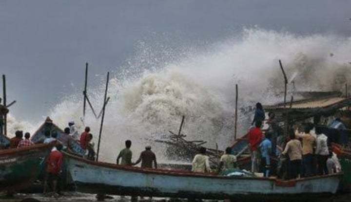 প্রচন্ড গতিতে ধেয়ে আসছে সুপার সাইক্লোন মিগজাউম। 