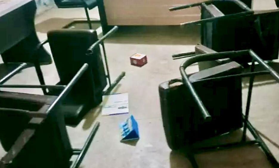 সুনামগঞ্জে বাজেট নিয়ে বাকবিতণ্ডা,ইউপি অফিসে ভাঙচুর অভিযুক্ত ছাত্রদল নেতা।